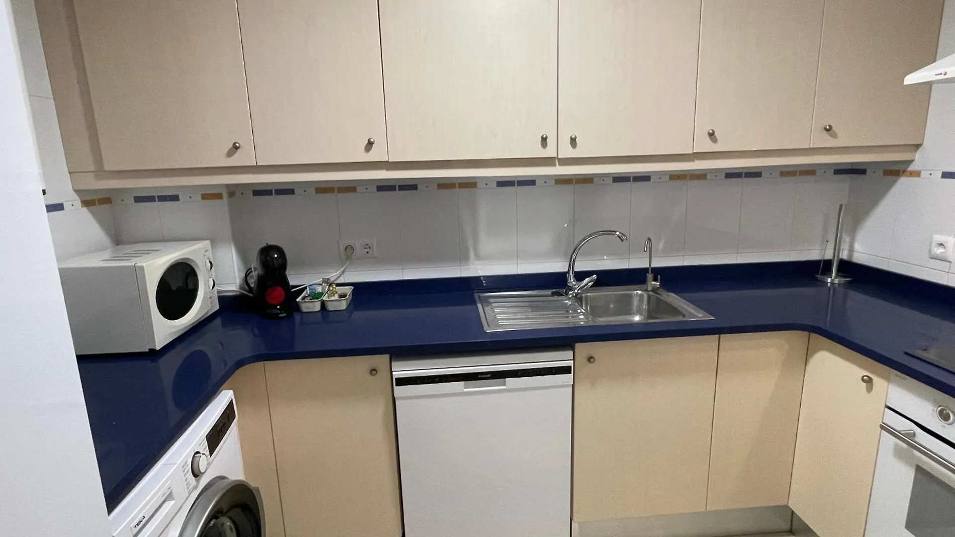 Apartament Mona 3 L' Escala 0*,