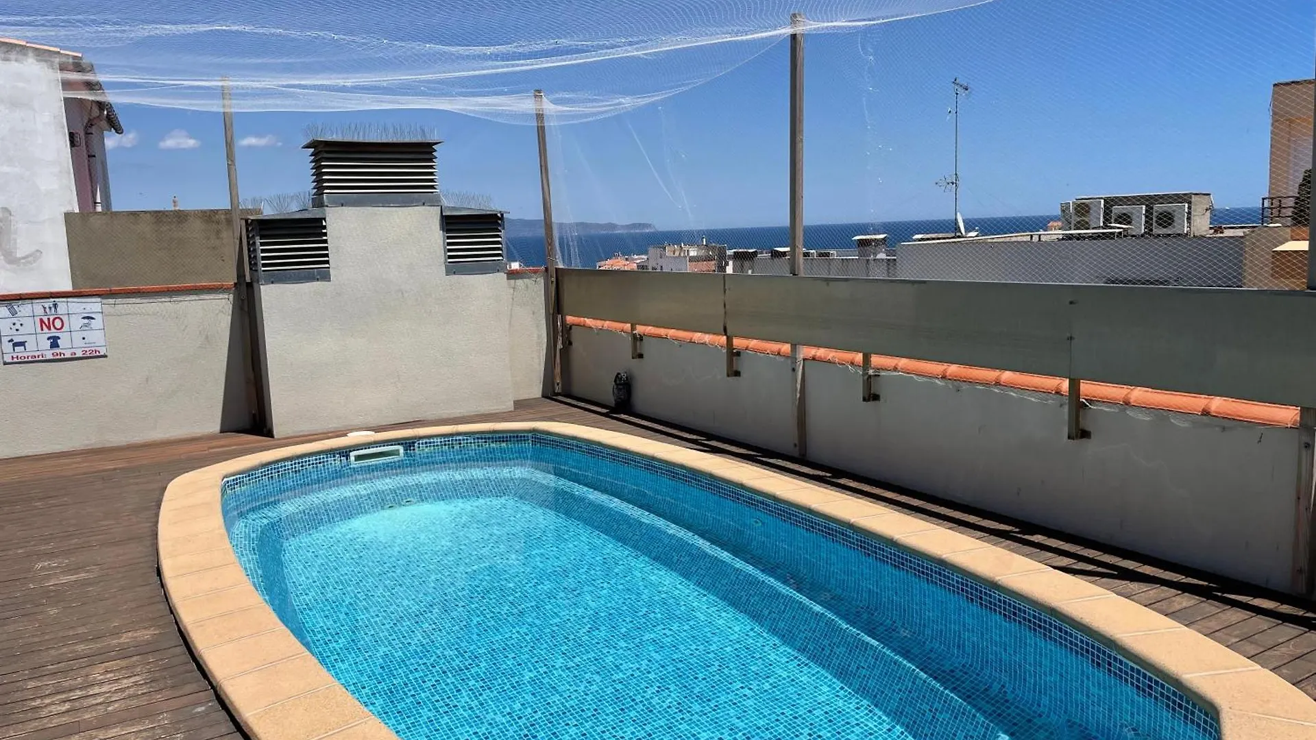 Apartament Mona 3 L' Escala 0*,